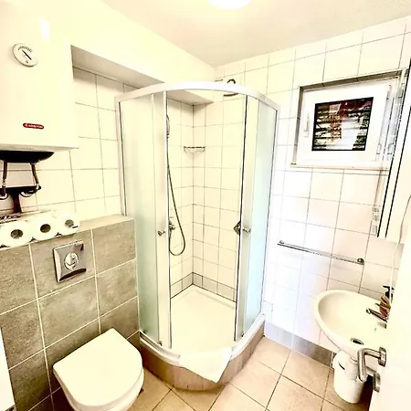 アパート A2 - Prvi Zal ルンバルダ