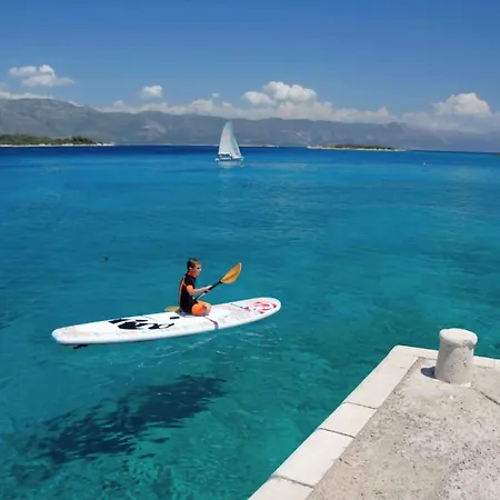 A2 - Prvi Zal アパート